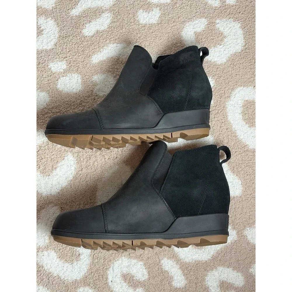 Sorel Women's Evie Boot Hidden Wedge Heel Bootie Black Suede Pull on, Size 9.5